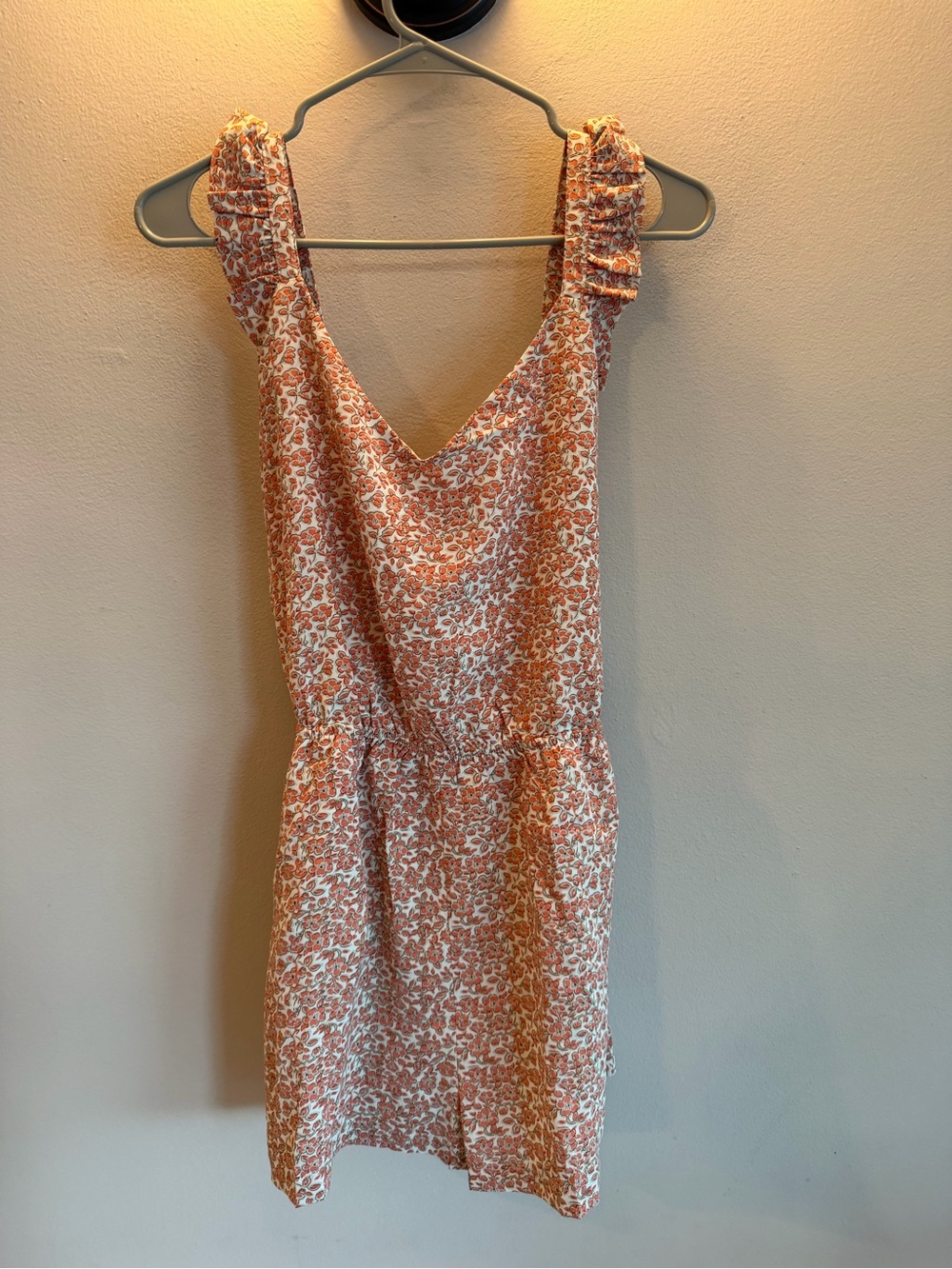 Berthie Paris Floral Ruffle Strap Romper Orange Cream Tie Back Cutout Size US 4